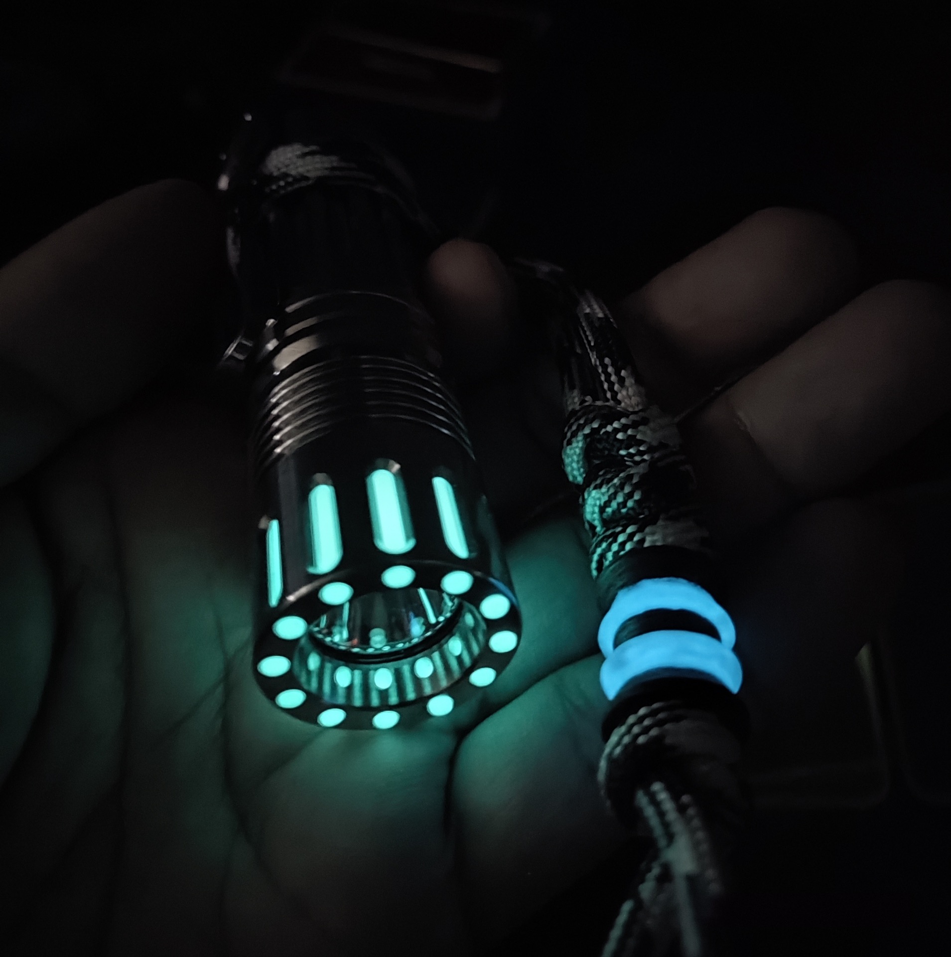 แท่งเรซิ่นเรืองแสงความสว่างสูง - Tritium Gas Tube บทวิจารณ์และราคา
