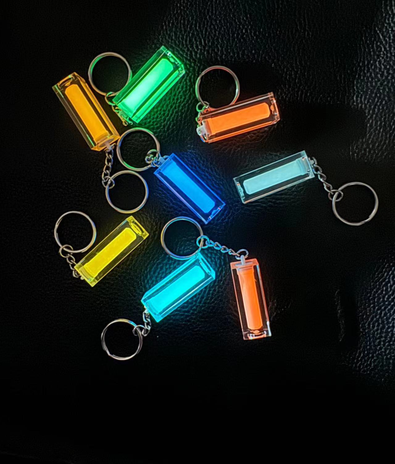 จี้ไนท์เรืองแสงจี้ห้อยกระเป๋าก - Tritium Gas Tube บทวิจารณ์และราคา