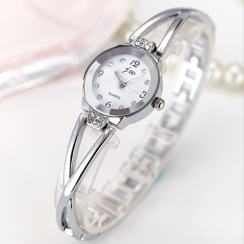 ใหม่อินเทรนด์ผู้หญิงสร้อยข้อมื - Minimalist Thin Watch บทวิจารณ์และราคา