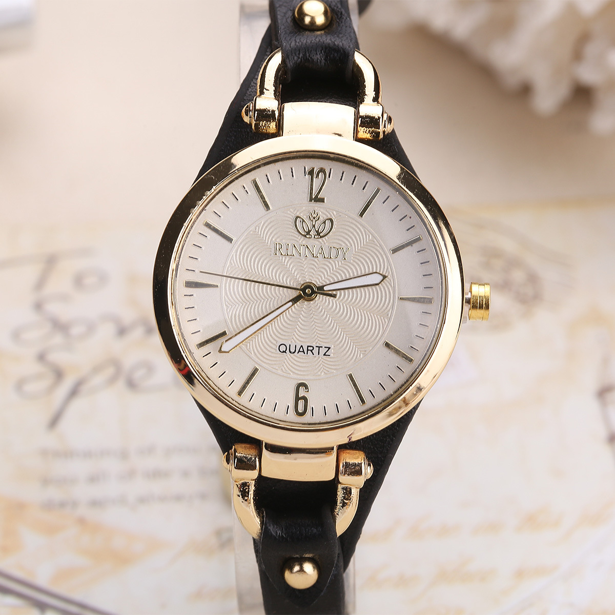 นาฬิกาควอทซ์หรูหราเรียบง่ายทัน - Minimalist Thin Watch บทวิจารณ์และราคา