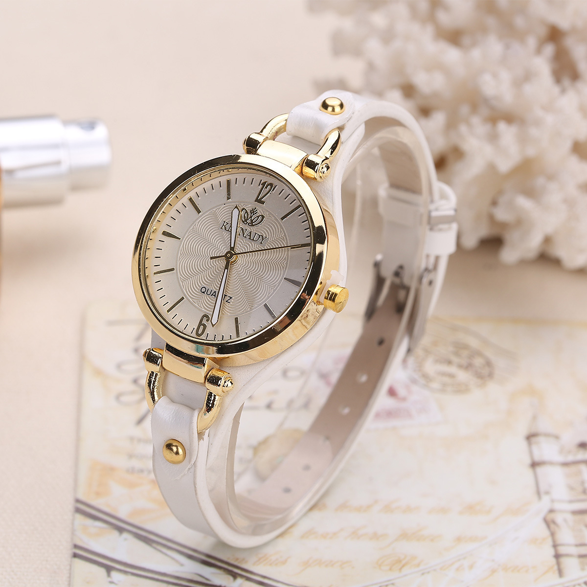 นาฬิกาควอทซ์หรูหราเรียบง่ายทัน - Minimalist Thin Watch บทวิจารณ์และราคา