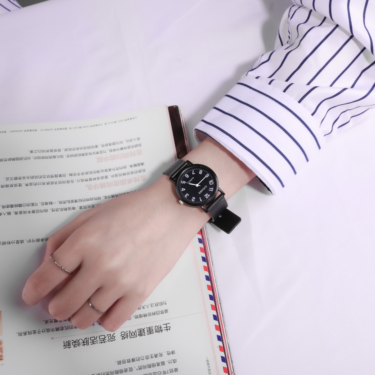 Yikaze นาฬิกาข้อมือผู้หญิงสีดำ - Minimalist Thin Watch บทวิจารณ์และราคา