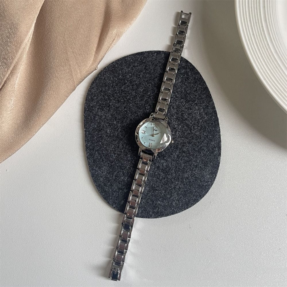 แฟชั่นนาฬิกาข้อมือสีทองสวยงามห - Smartwatch Luxury Watches For Women บทวิจารณ์และราคา